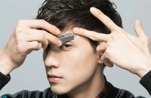 5 Thói quen giúp cho nam giới lúc nào cũng thơm & sạch 6 tia long may nam 1